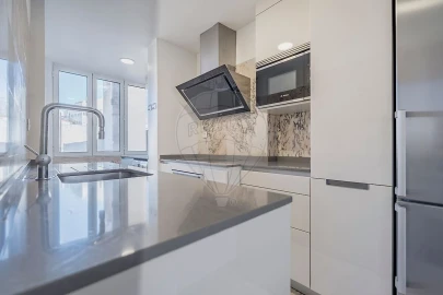 Apartamento T3 para Venda em Penha de França