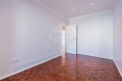 Apartamento T3 para Venda em Penha de França