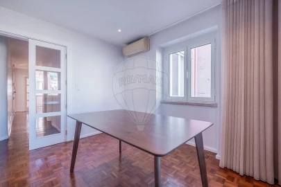 Apartamento T3 para Venda em Penha de França