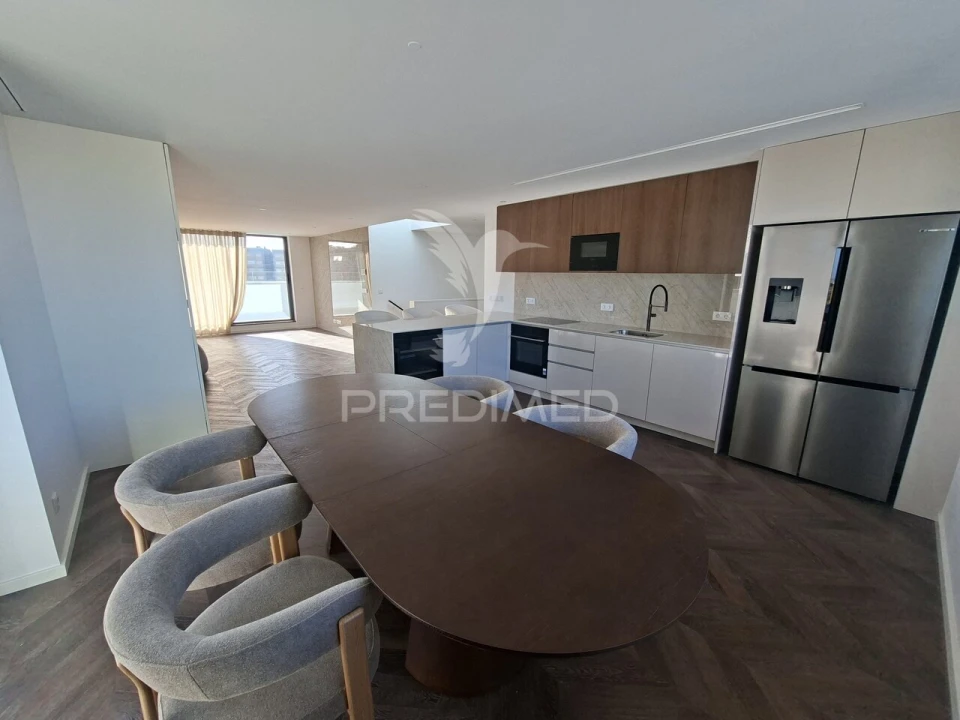 Apartamento T4 para Venda em Matosinhos e Leça da Palmeira Foto 4