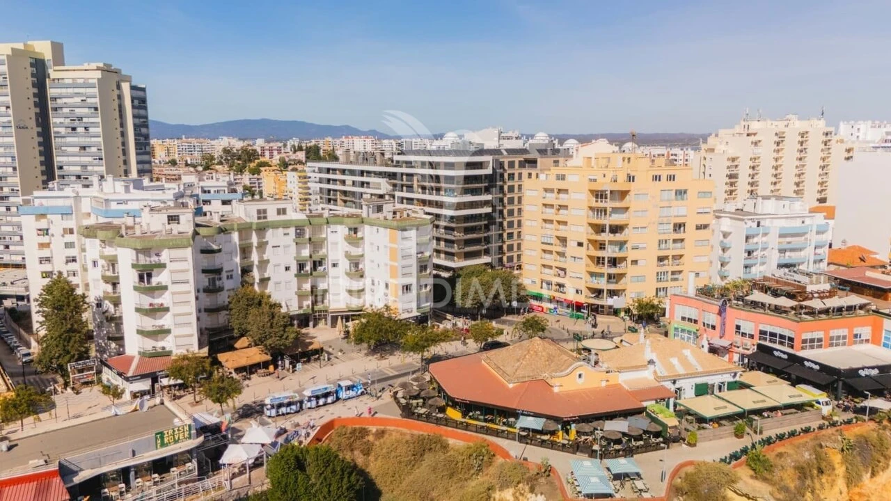 Apartamento T2 para Venda em Portimão Foto 33