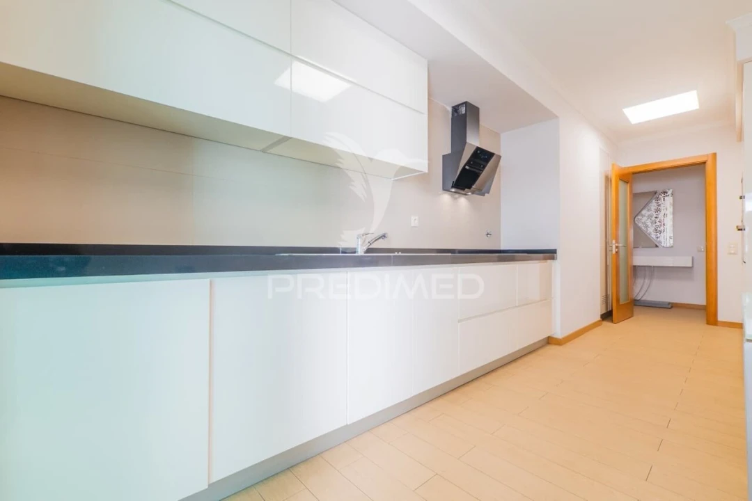 Apartamento T2 para Venda em Portimão Foto 20