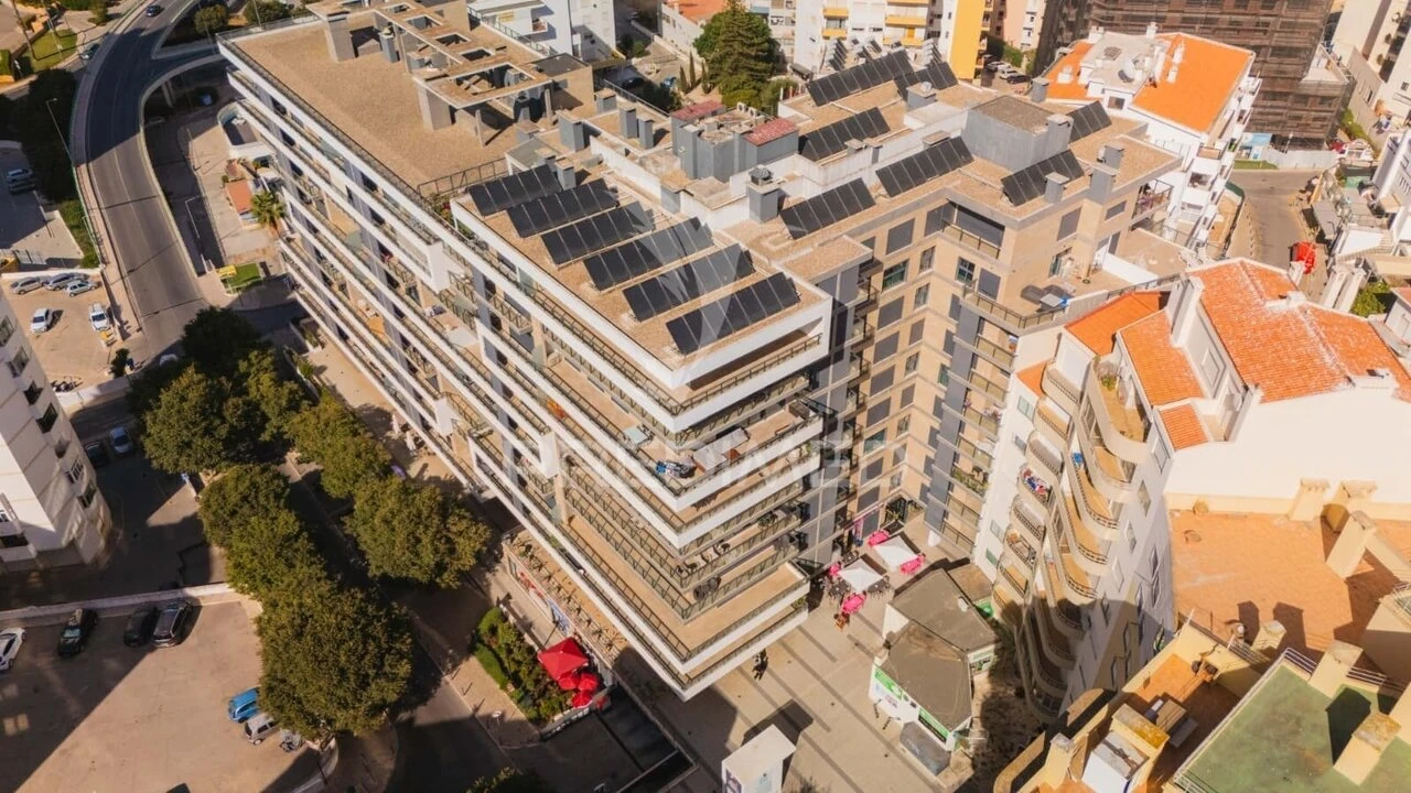 Apartamento T2 para Venda em Portimão Foto 30
