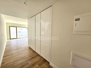 Apartamento T1 para Venda em Santa Clara