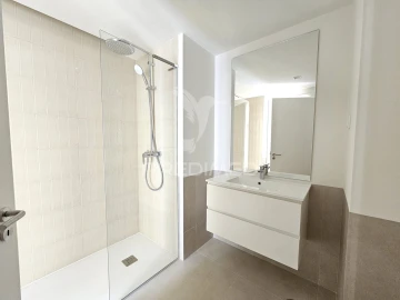 Apartamento T1 para Venda em Santa Clara