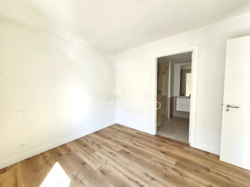 Apartamento T1 para Venda em Santa Clara
