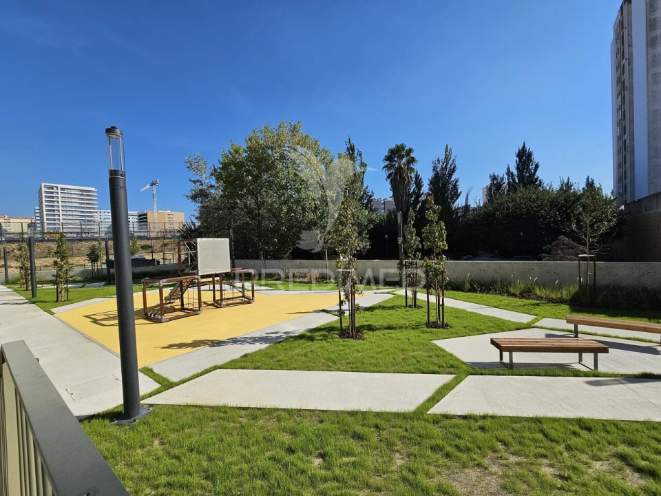 Apartamento T1 para Venda em Santa Clara Foto 30