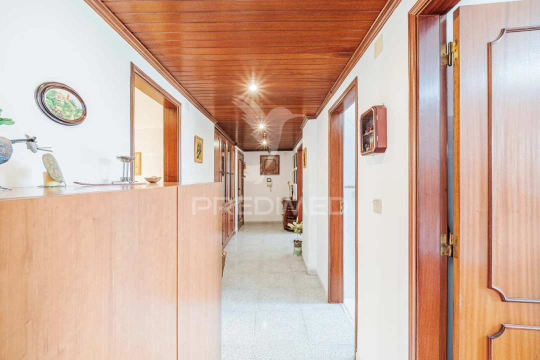 Apartamento T2 para Venda em Massamá e Monte Abraão Foto 15