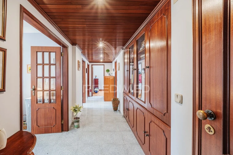 Apartamento T2 para Venda em Massamá e Monte Abraão Foto 26