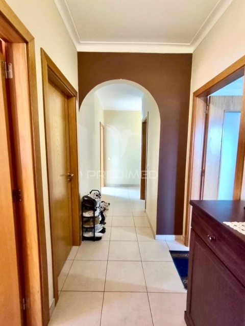 Apartamento T4 para Venda em Portimão