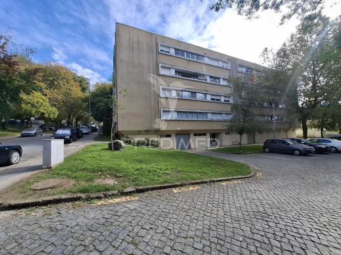 Apartamento T3 para Venda em Braga (Maximinos, Sé e Cividade) Foto 35