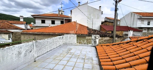 Moradia T3 para Venda em Vale de Prazeres e Mata da Rainha