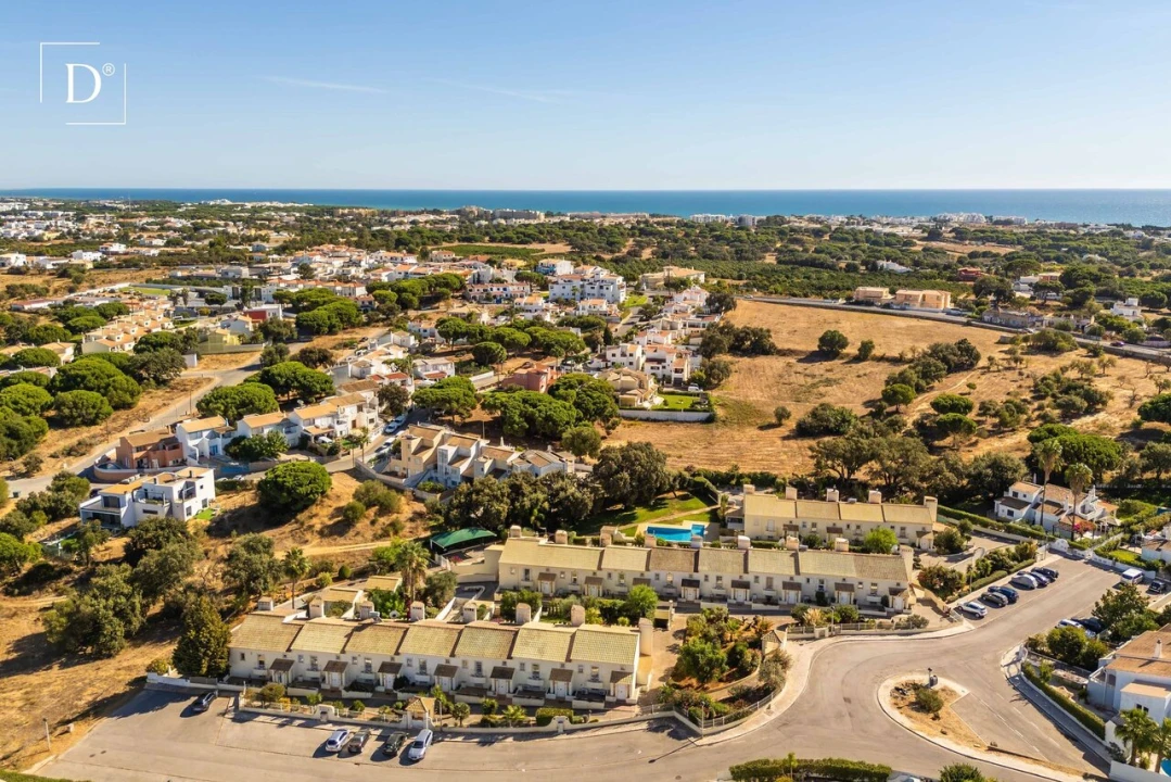 Moradia T3 para Venda em Albufeira e Olhos de Água Foto 7