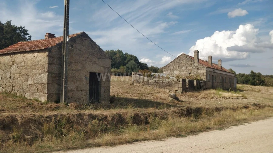 Quinta T0 para Venda em Teixoso e Sarzedo Foto 7