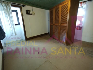 Moradia T4 para Venda em Arrifana