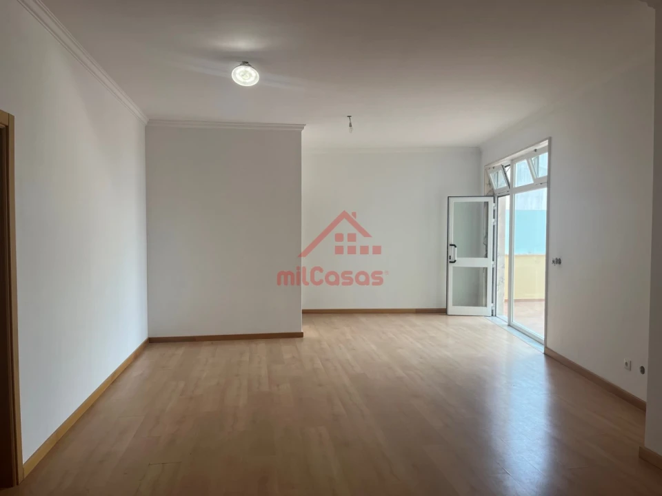 Escritório para Venda em Ramada e Caneças Foto 13