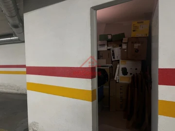 Escritório para Venda em Ramada e Caneças