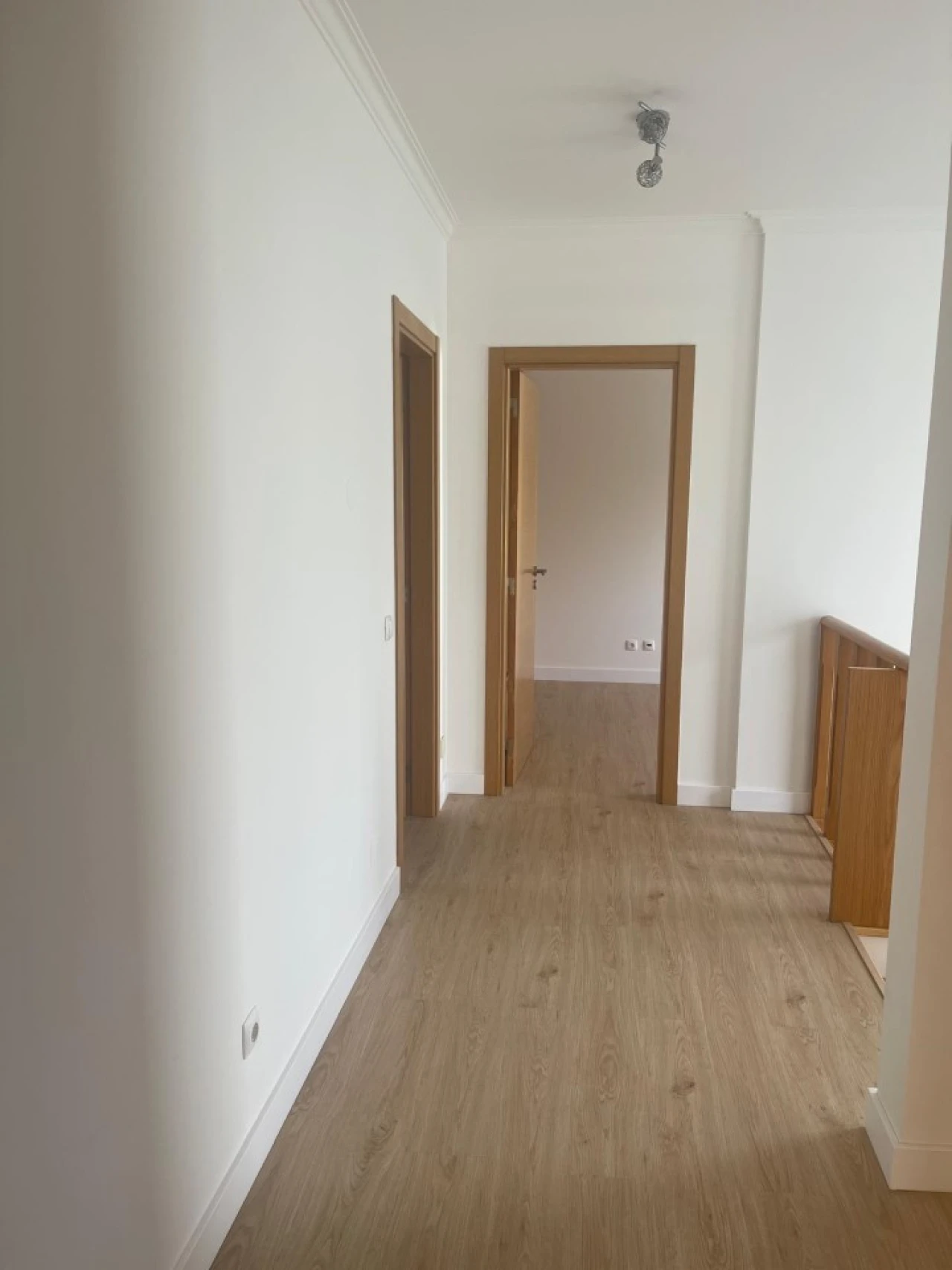 Moradia T4 para Arrendamento em Alcabideche Foto 16
