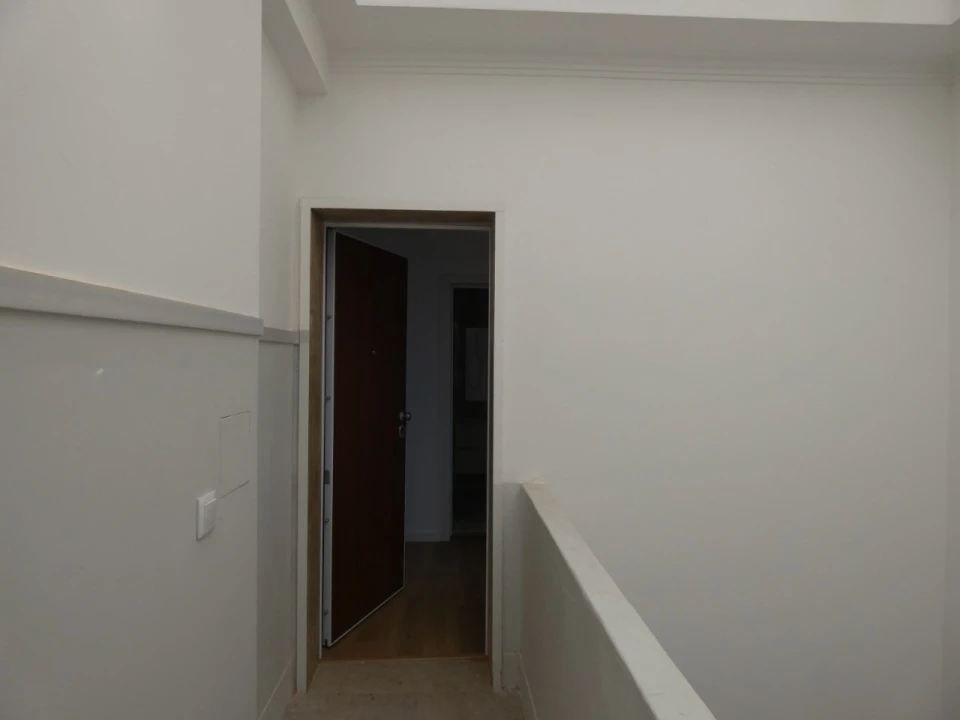 Apartamento T2 para Venda em Falagueira-Venda Nova Foto 3