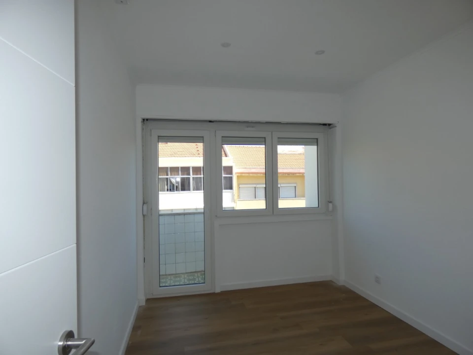 Apartamento T2 para Venda em Falagueira-Venda Nova Foto 20