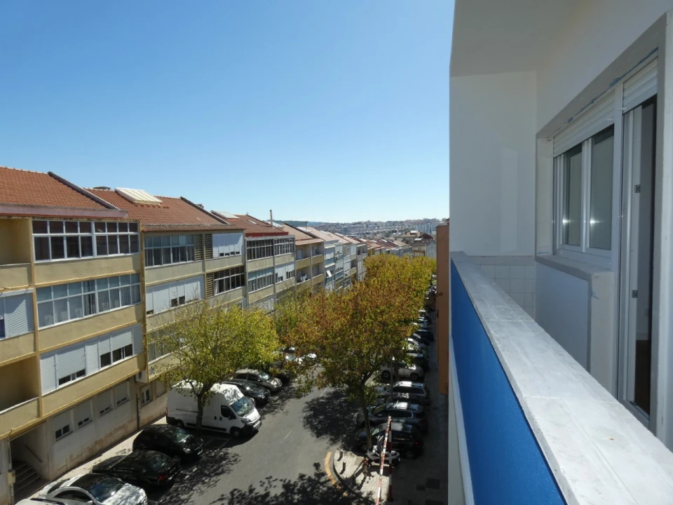 Apartamento T2 para Venda em Falagueira-Venda Nova Foto 24