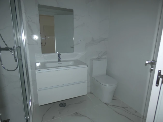 Apartamento T2 para Venda em Falagueira-Venda Nova Foto 16