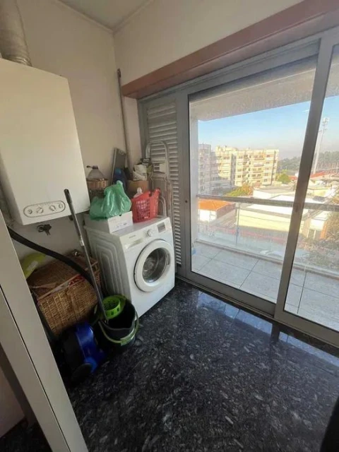 Apartamento T2 para Arrendamento em Pedrouços