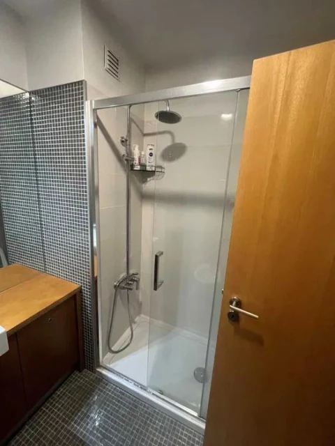 Apartamento T2 para Arrendamento em Pedrouços