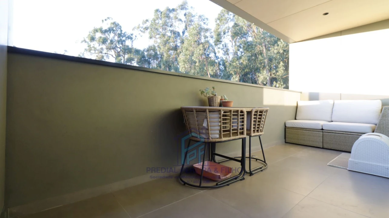 Apartamento T4 para Venda em Fânzeres e São Pedro da Cova Foto 9