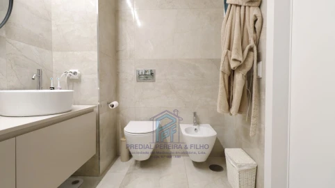 Apartamento T4 para Venda em Fânzeres e São Pedro da Cova