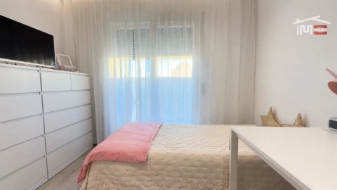 Moradia T2 para Venda em Atalaia e Alto Estanqueiro-Jardia