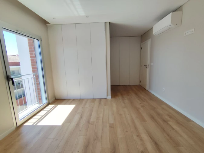 Apartamento T3 para Venda em Tavarede Foto 19