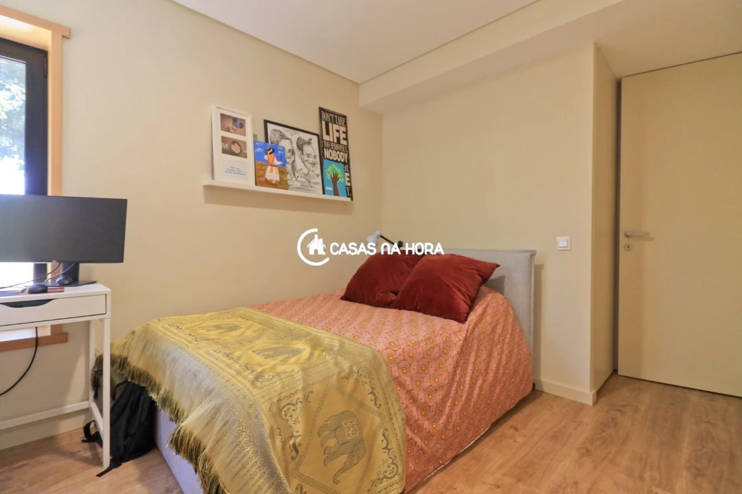 Apartamento T3 para Arrendamento em Paranhos Foto 18