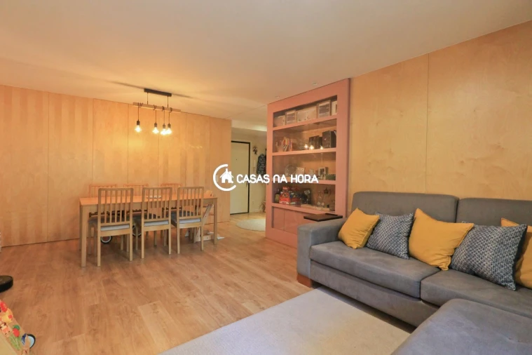 Apartamento T3 para Arrendamento em Paranhos Foto 2