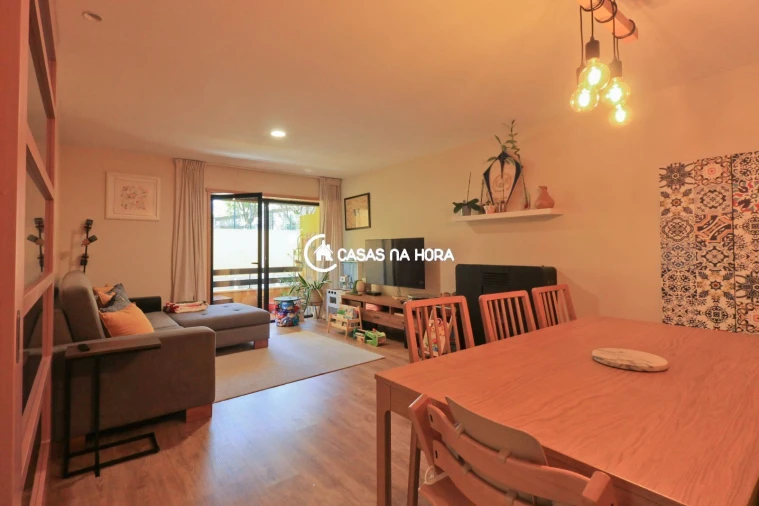 Apartamento T3 para Arrendamento em Paranhos Foto 16