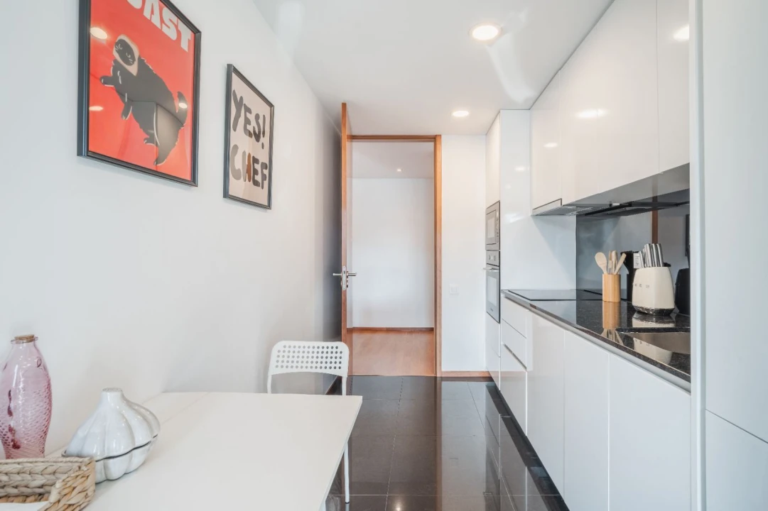 Apartamento T2 para Venda em Paranhos Foto 2
