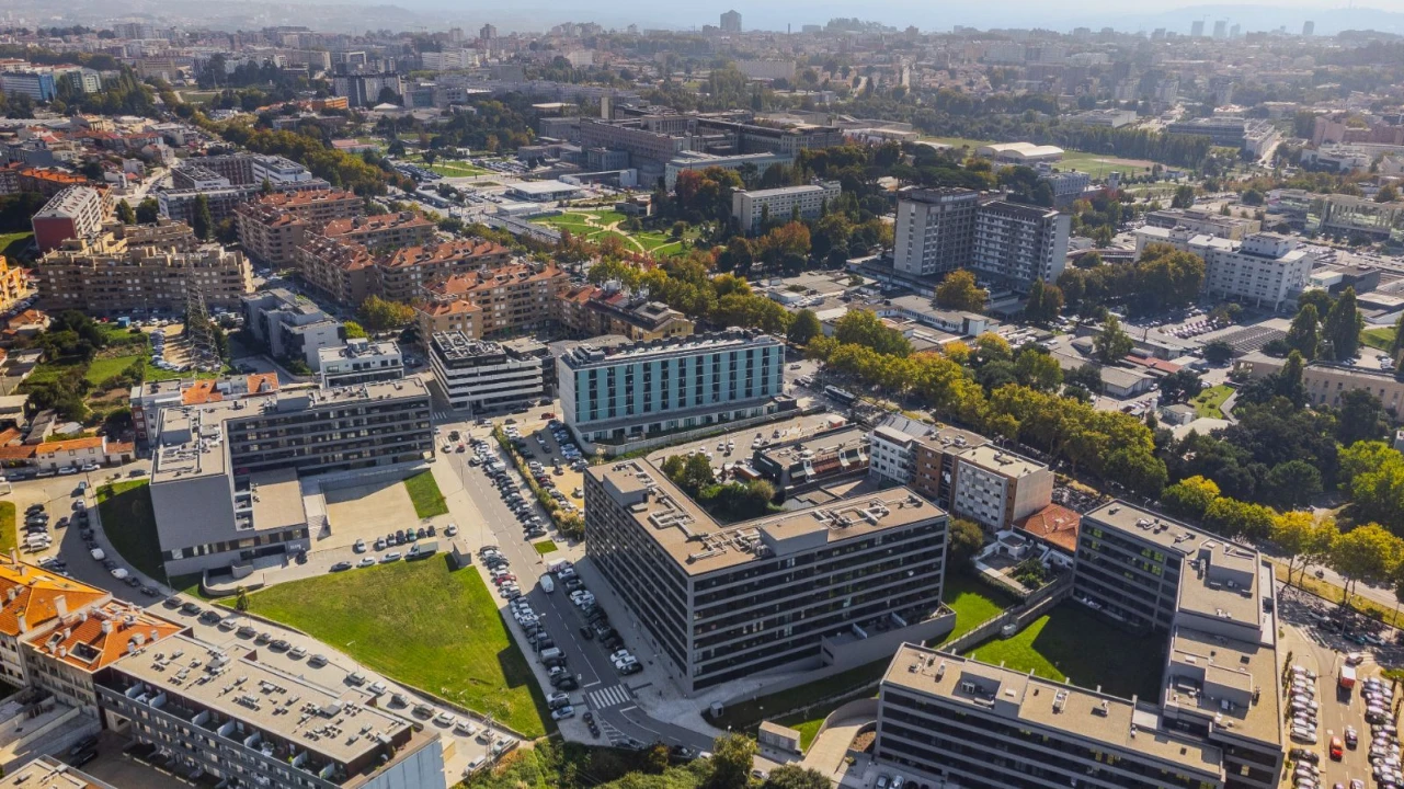 Apartamento T2 para Venda em Paranhos Foto 25