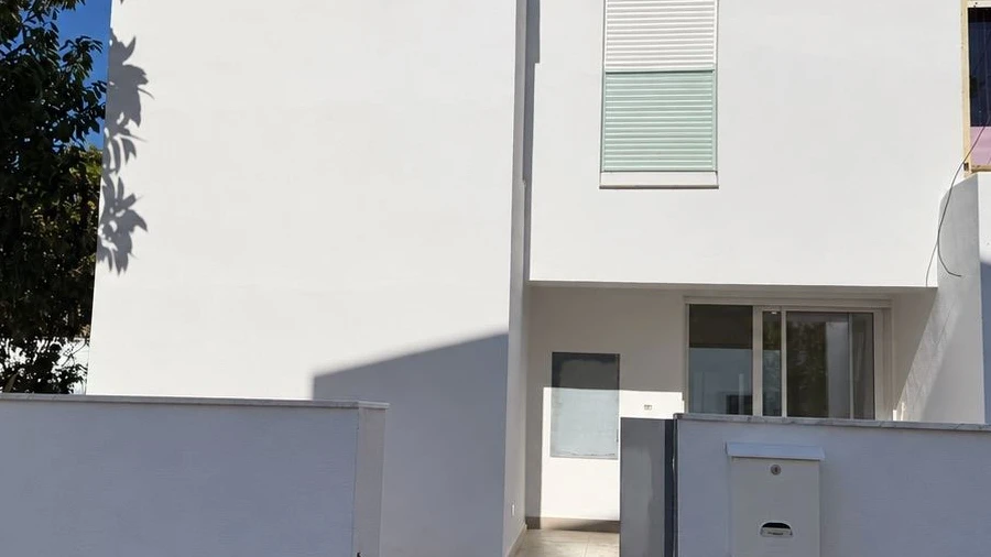 Moradia T2 para Venda em Algueirão-Mem Martins
