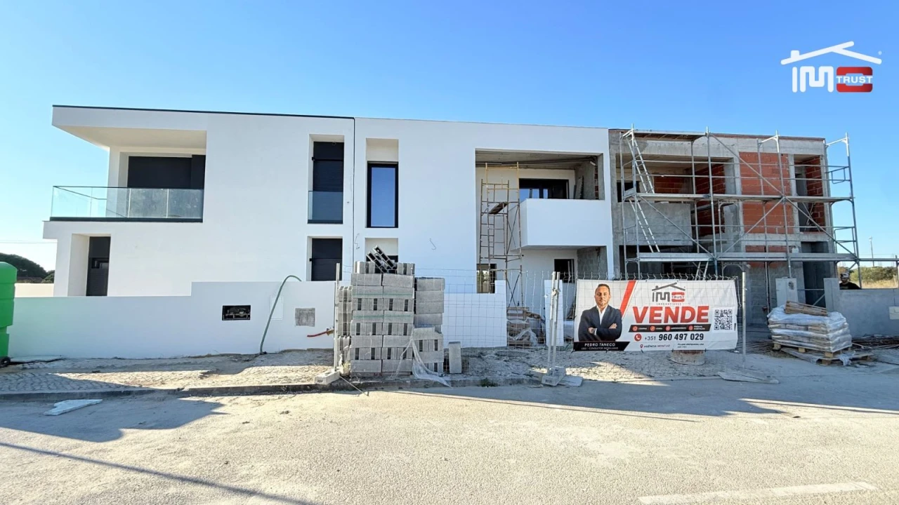 Moradia T3 para Venda em Pegões Foto 1