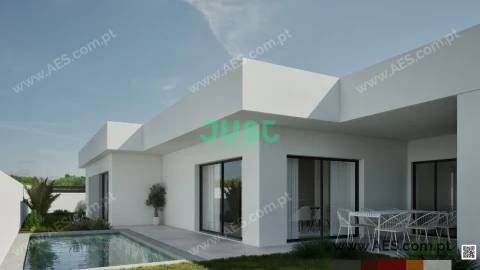 Moradia T4 para Venda em Fernao Ferro