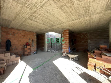 Moradia T4 para Venda em Fernao Ferro