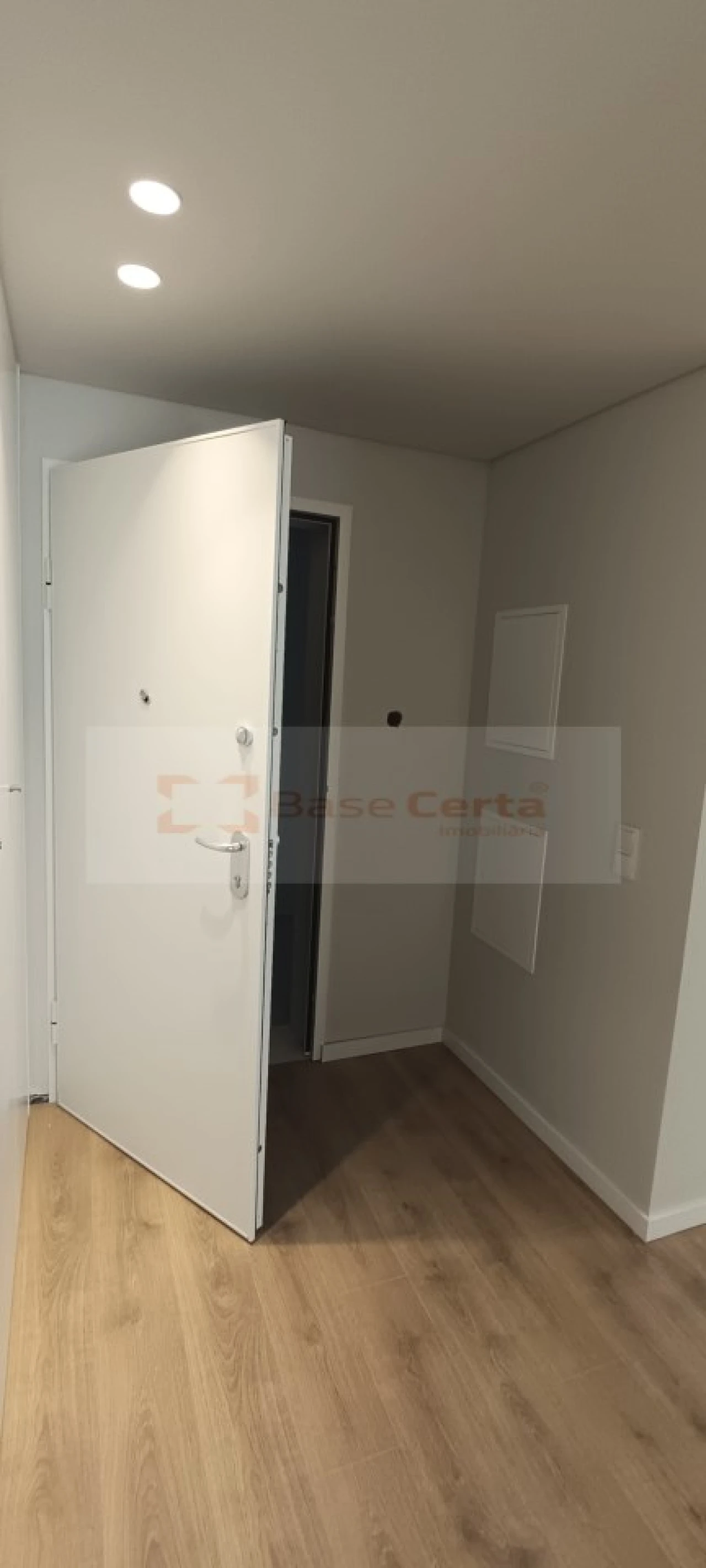 Apartamento T3 para Venda em Santa Iria de Azoia, São João da Talha e Bobadela Foto 13