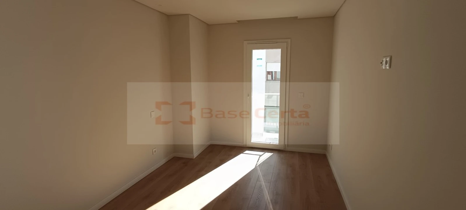 Apartamento T3 para Venda em Santa Iria de Azoia, São João da Talha e Bobadela Foto 15