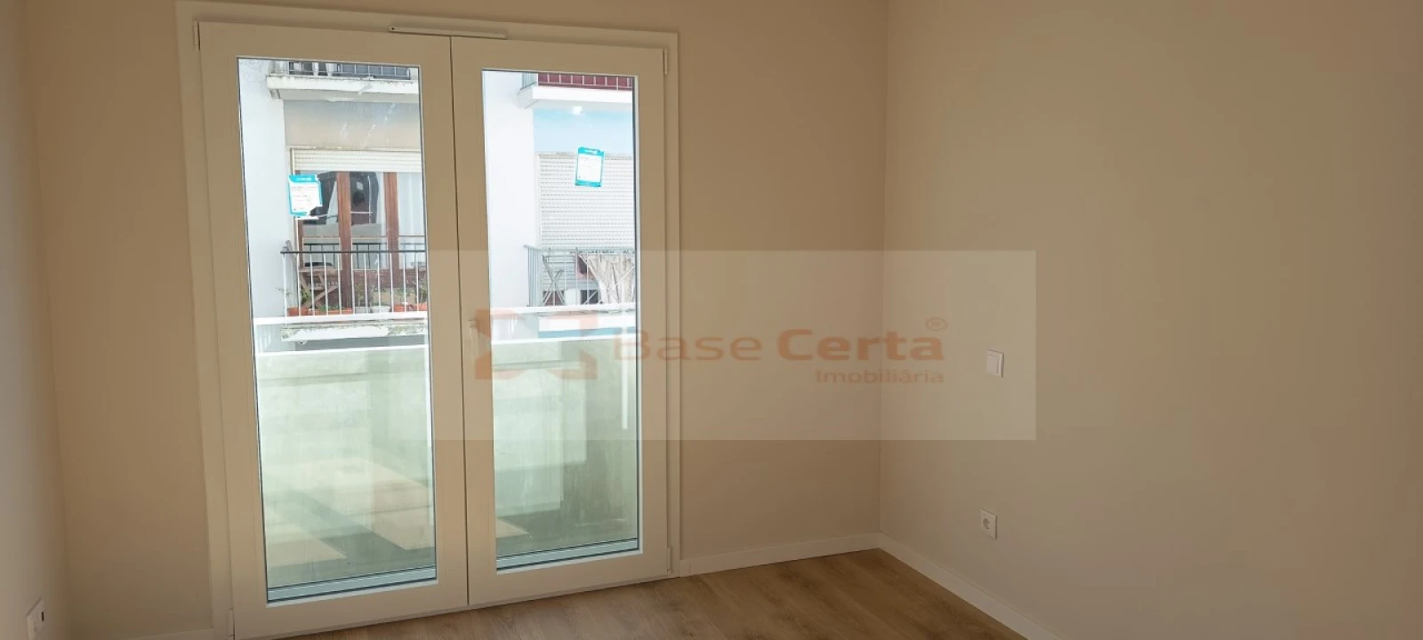 Apartamento T3 para Venda em Santa Iria de Azoia, São João da Talha e Bobadela Foto 19