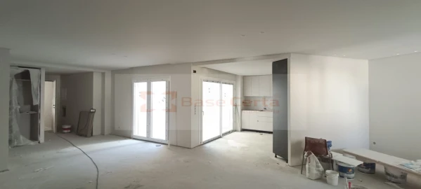 Apartamento T3 para Venda em Santa Iria de Azoia, São João da Talha e Bobadela