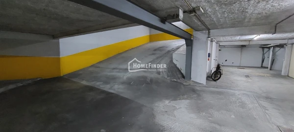 Garagem para Venda em São Vitor (Braga)