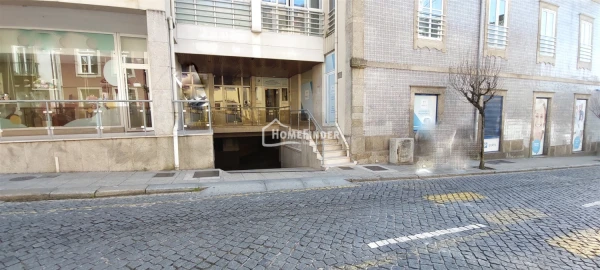 Garagem para Venda em São Vitor (Braga)