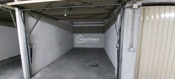 Garagem para Venda em São Vitor (Braga)