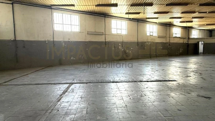 Loja para Arrendamento em Bougado (São Martinho e Santiago)