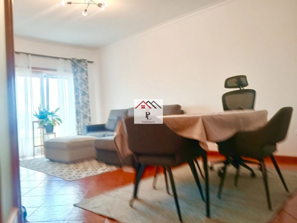 Apartamento T1 para Venda em Lorvão Foto 1